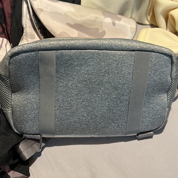 Stella & Dot Crush It Backpack - Picture 3 of 5